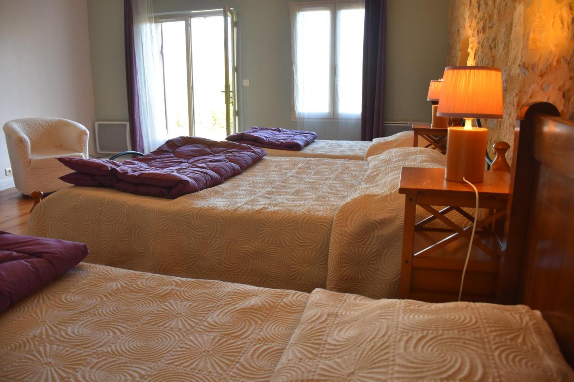 Du Vert & Du Bon Air - Linge Maison Inclus - Parking Prive Gratuit - Centre Ville Bergerac 10Mn - Domaine Bellevue Cottage En Perigord Lembras Exterior photo