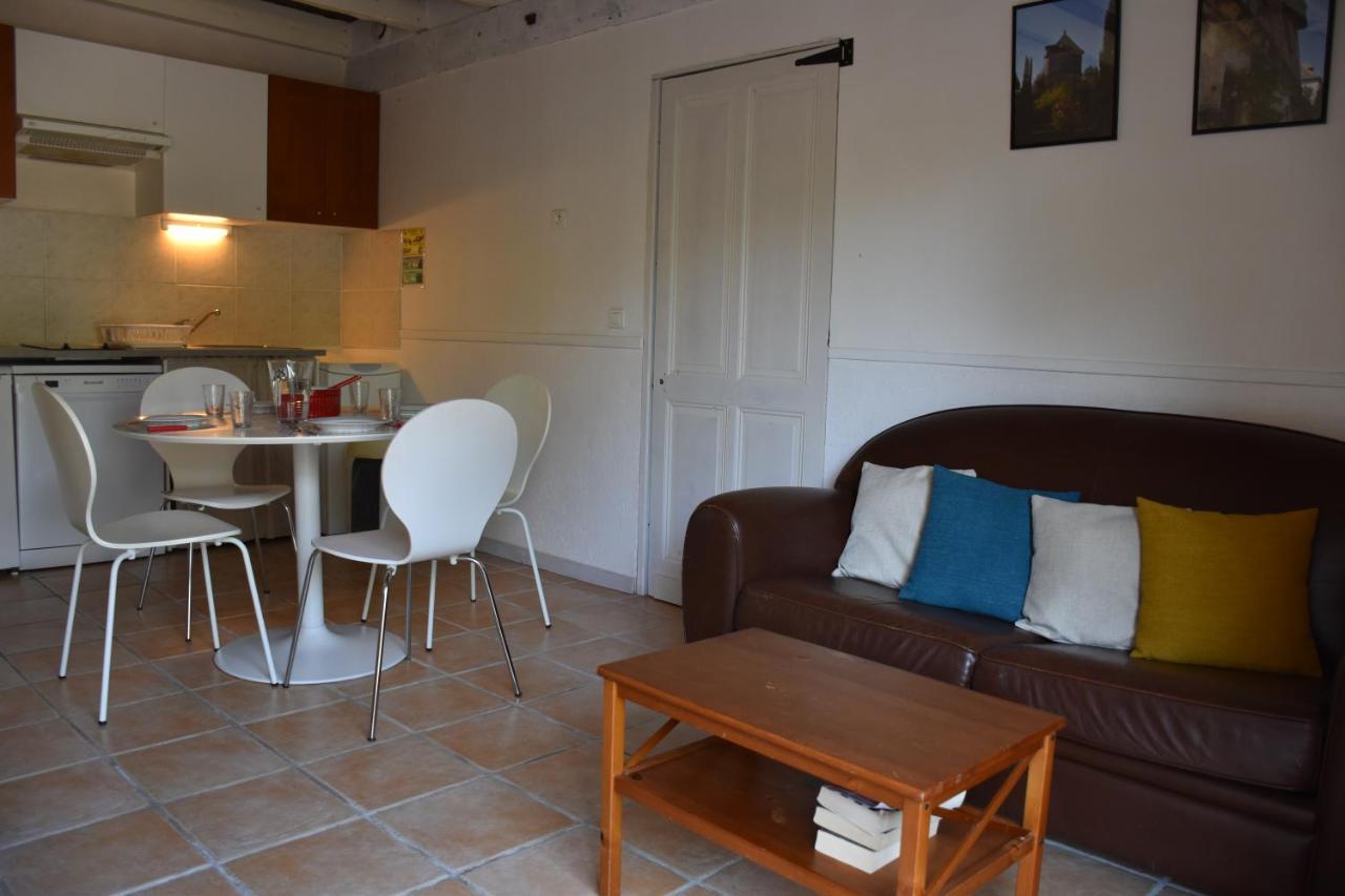 Du Vert & Du Bon Air - Linge Maison Inclus - Parking Prive Gratuit - Centre Ville Bergerac 10Mn - Domaine Bellevue Cottage En Perigord Lembras Exterior photo